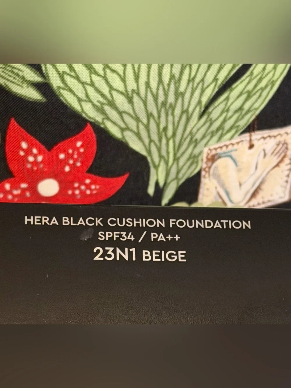 HERA Black Cushion Foundation 23N1 & Two Mini Lip Color - Black Box Gift Set NEW